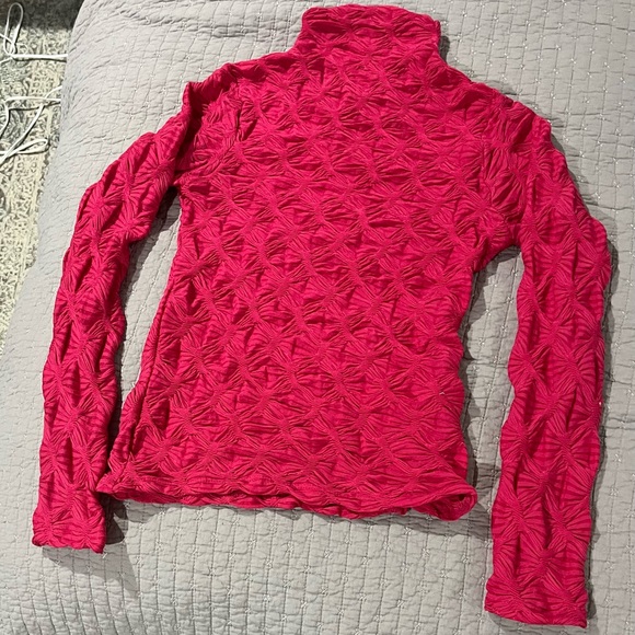 Chic Hot Pink Textured Long Sleeve Top - Picture 2 of 4